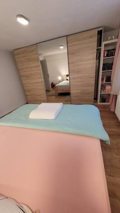 Apartamento Omi'S Nest, Fuer Klein Und Gross Oberburen Exterior foto